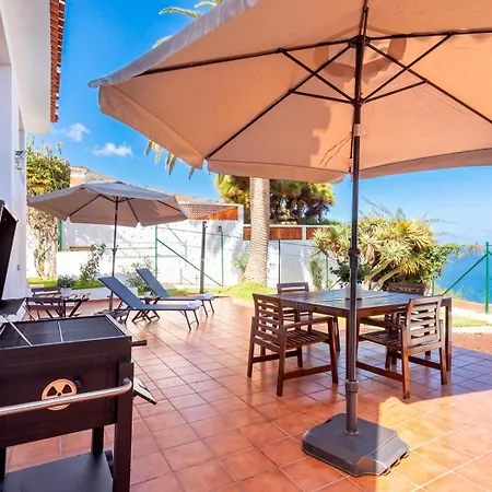 Castano, Garden On The Edge Of The Atlantic Ferienhaus