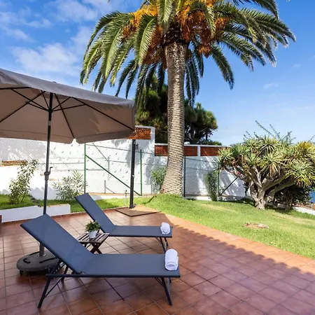 Castano, Garden On The Edge Of The Atlantic Ferienhaus *